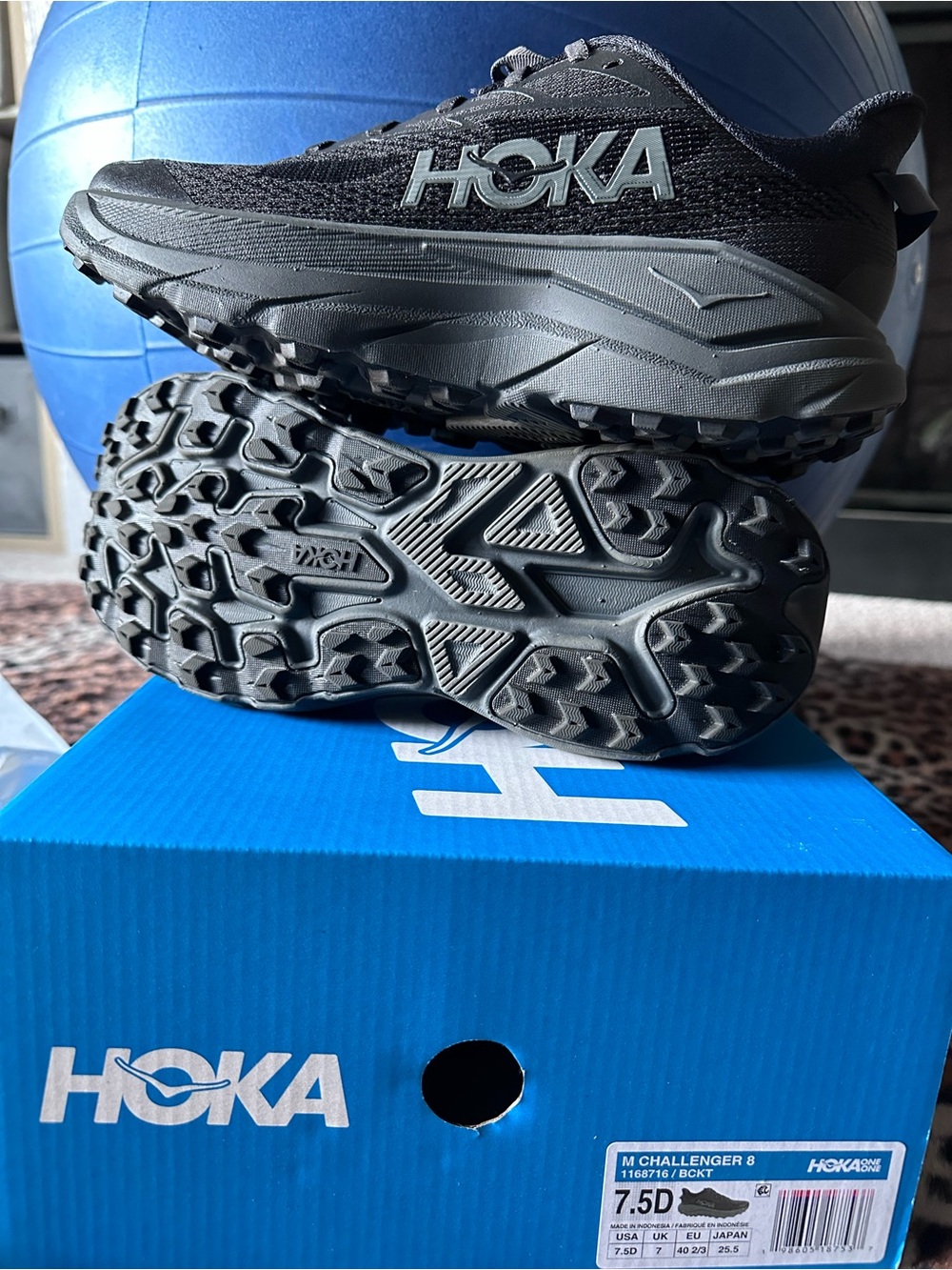 Hoka Men's Challenger 8 Trail Running Shoes - Black & Grey